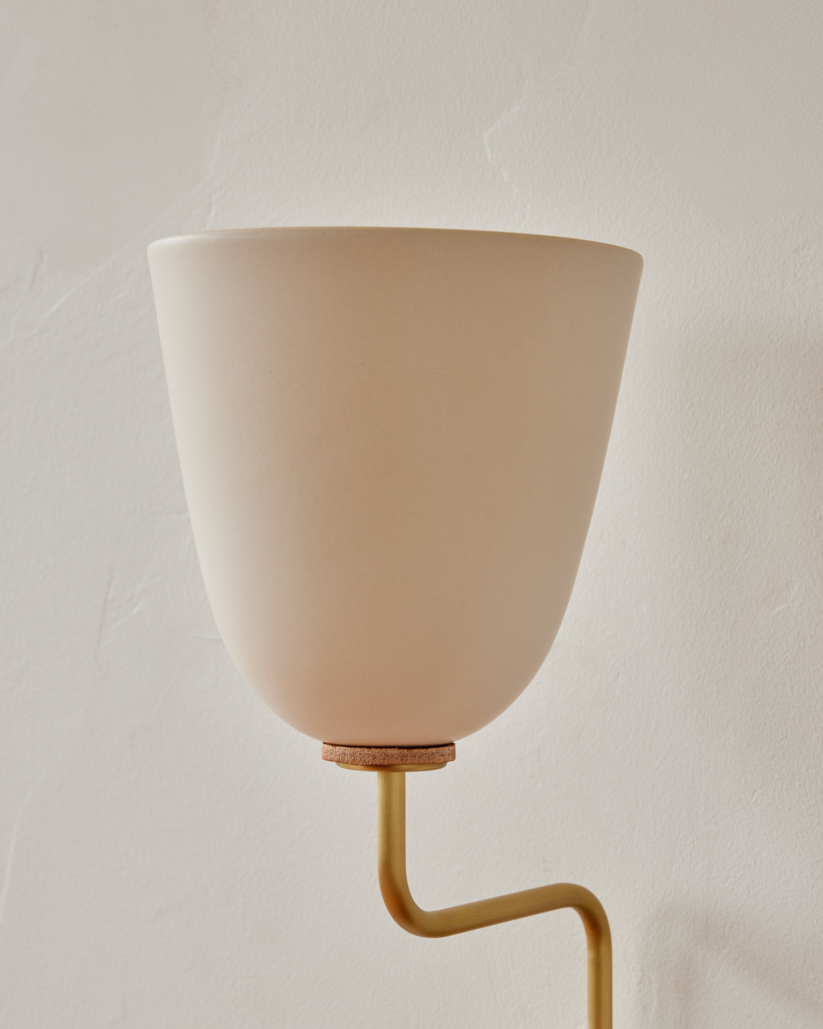#shade-finish_dove #Metal-+-Wood-Finish_Satin Brass / Black Walnut