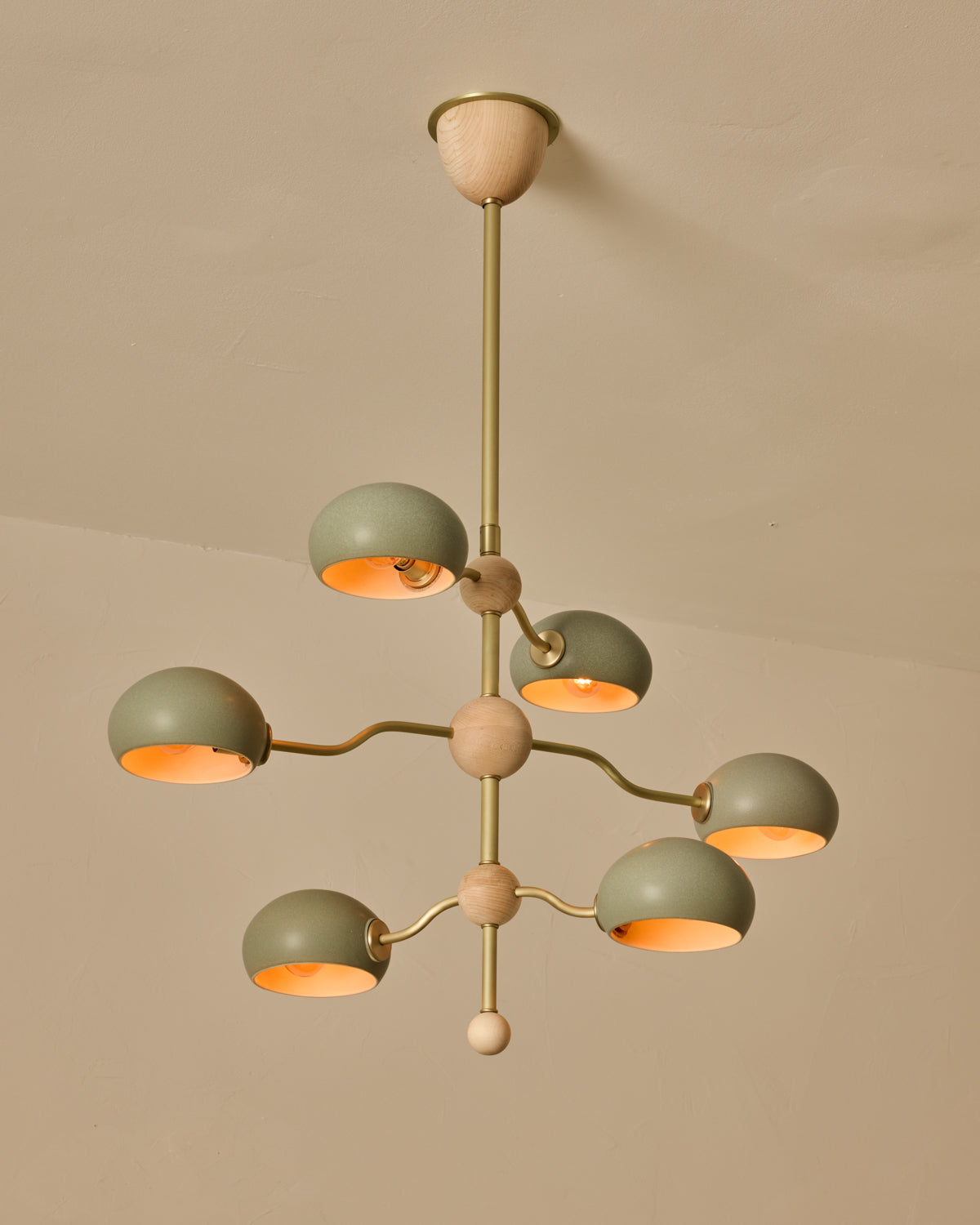 #shade-color_olivine #Metal-+-Wood-Finish_Satin Brass / Clear Maple