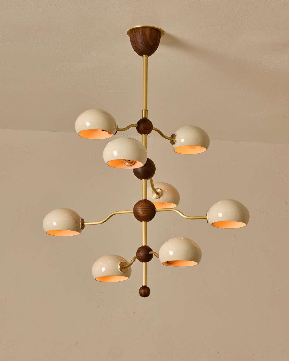 #shade-color_cream #Metal-+-Wood-Finish_Satin Brass / Black Walnut