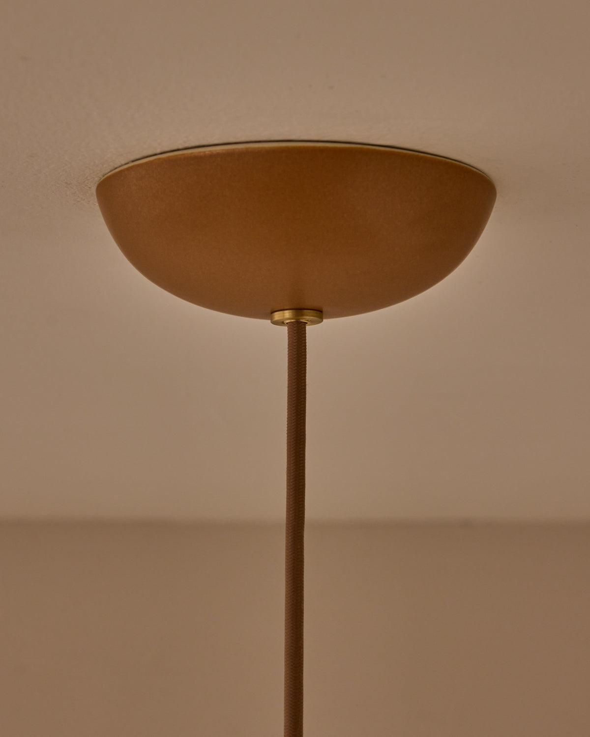 #color_chestnut ceramic