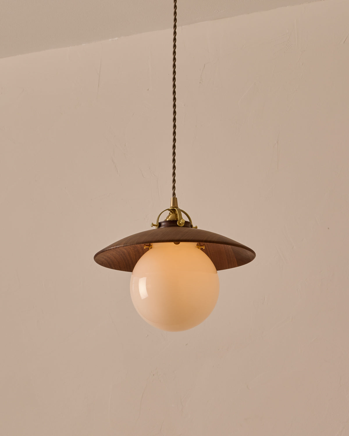 #shade-finish_black walnut #Cord-Color---Glass_Beige Cord - White Globe