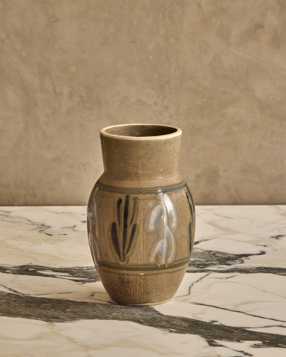 Motif Glaze Vase