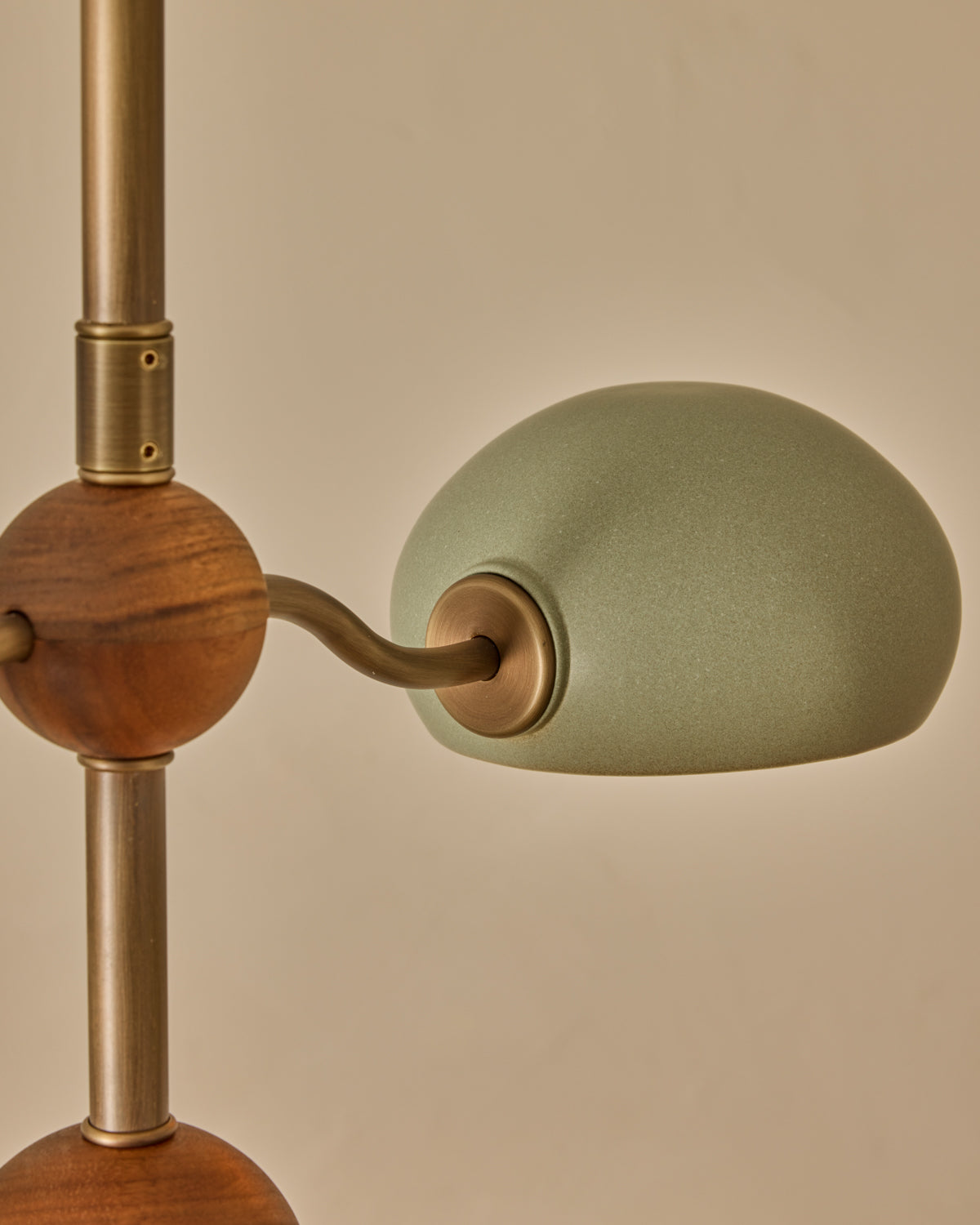 #shade-color_olivine #Metal-+-Wood-Finish_Antique Brass / Black Walnut