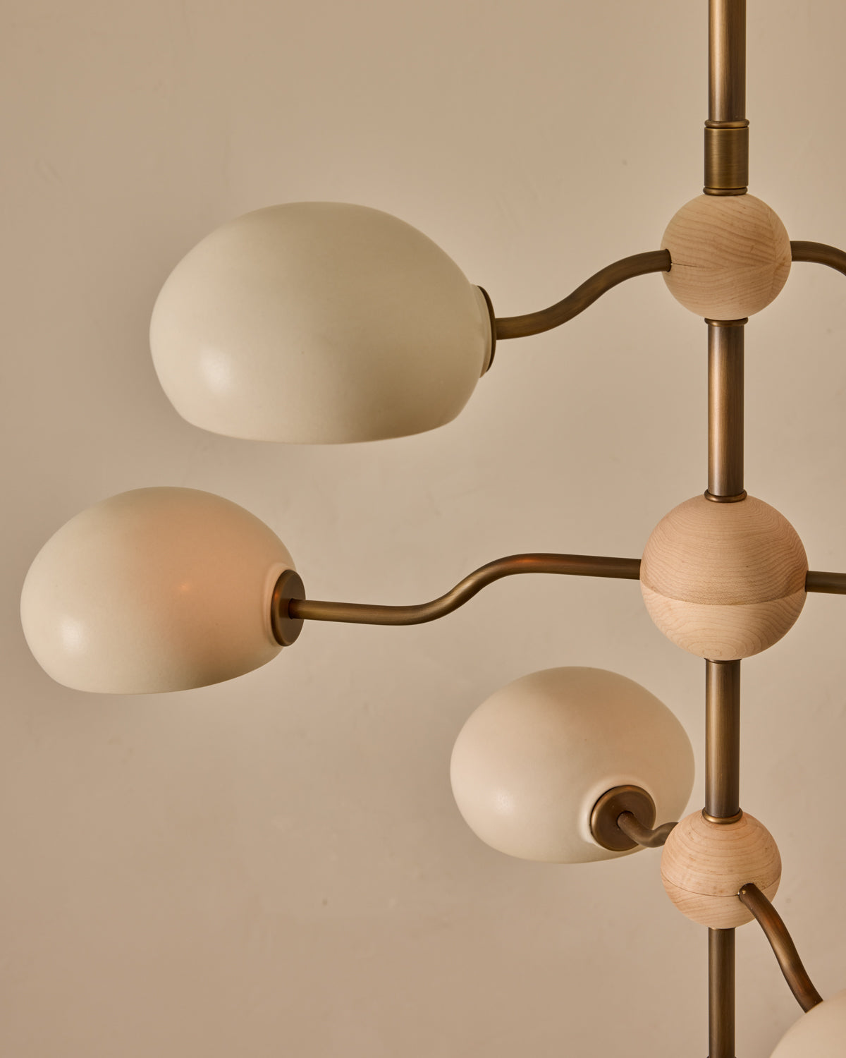 #shade-color_dove #Metal-+-Wood-Finish_Antique Brass / Clear Maple