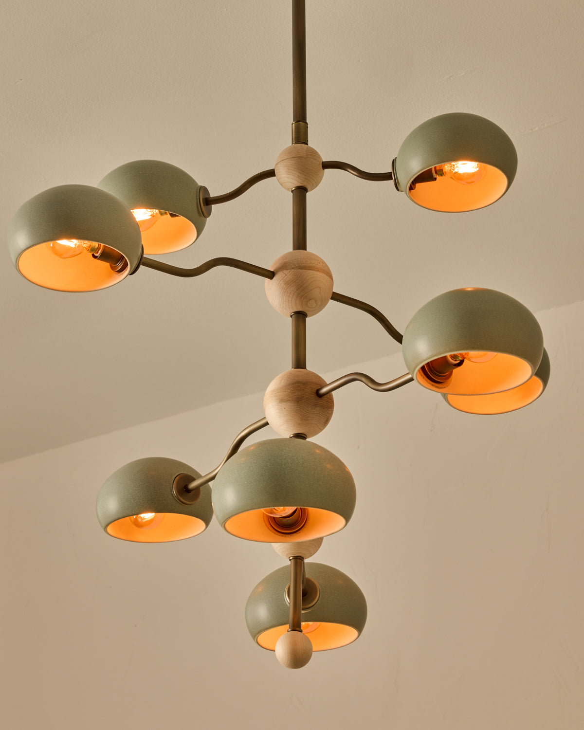 #shade-color_olivine #Metal-+-Wood-Finish_Antique Brass / Clear Maple