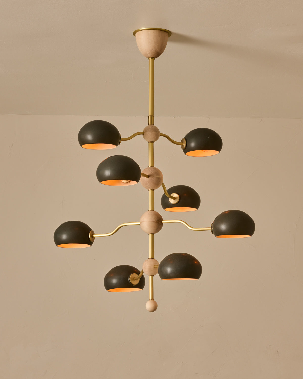 #shade-color_almost black #Metal-+-Wood-Finish_Satin Brass / Clear Maple