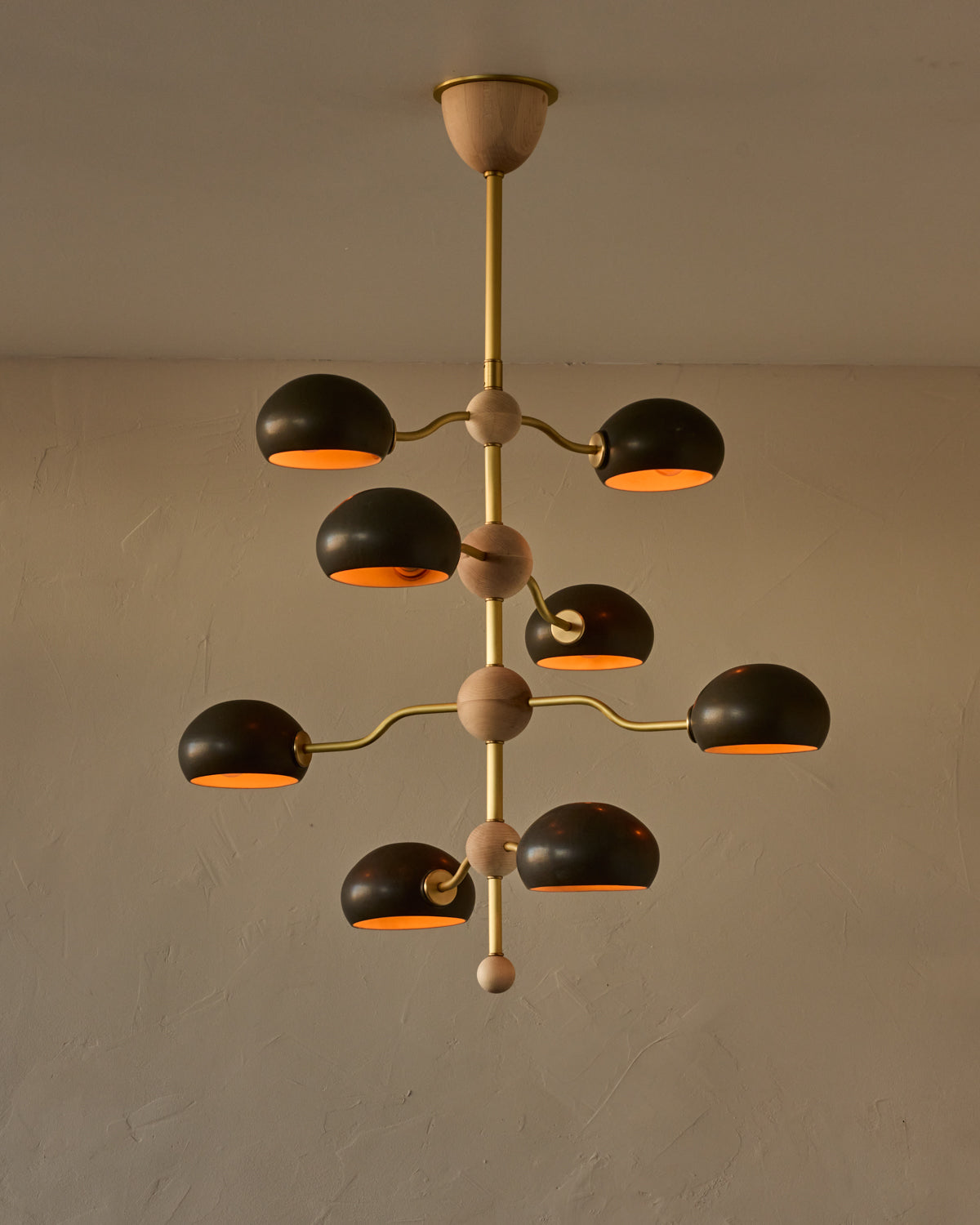 #shade-color_almost black #Metal-+-Wood-Finish_Satin Brass / Clear Maple