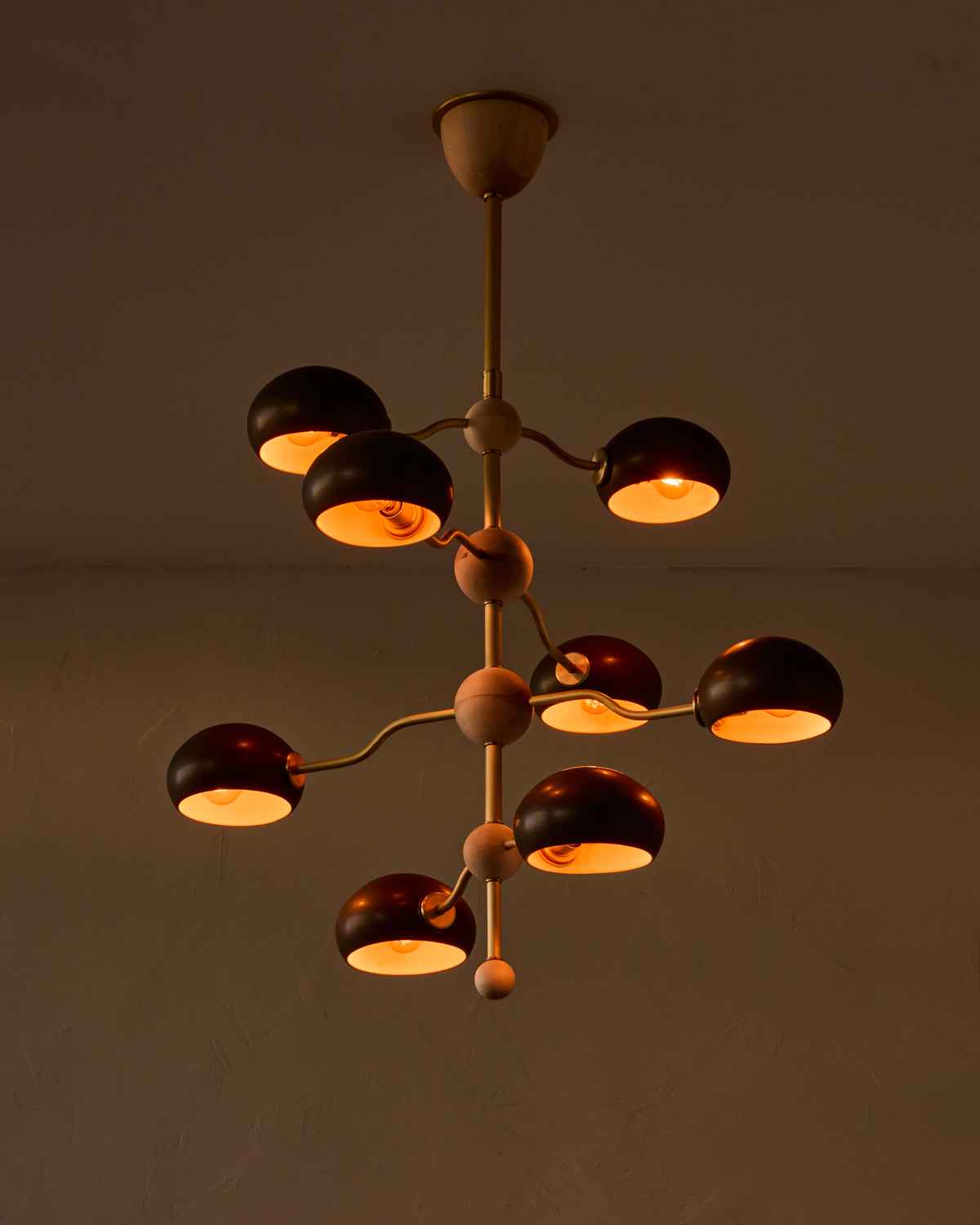 #shade-color_almost black #Metal-+-Wood-Finish_Satin Brass / Clear Maple