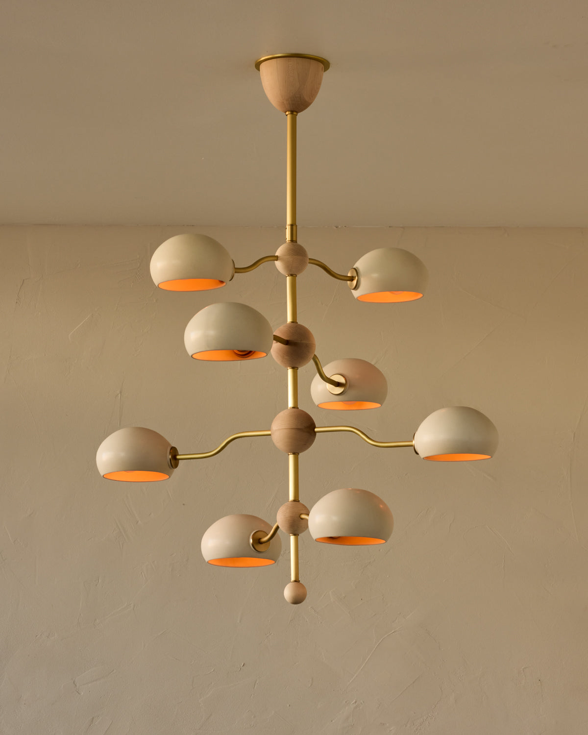 #shade-color_dove #Metal-+-Wood-Finish_Satin Brass / Clear Maple