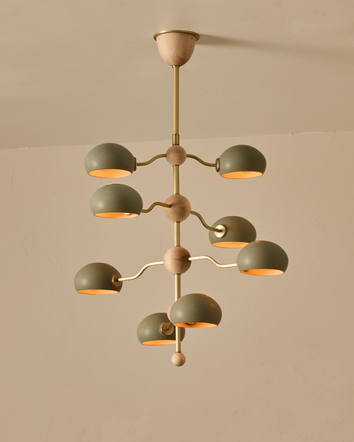 #shade-color_olivine #Metal-+-Wood-Finish_Satin Brass / Clear Maple