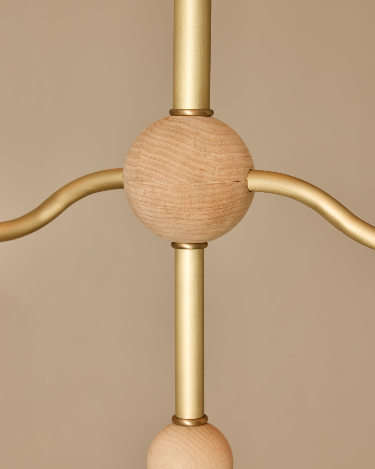 #Metal-+-Wood-Finish_Satin Brass / Clear Maple