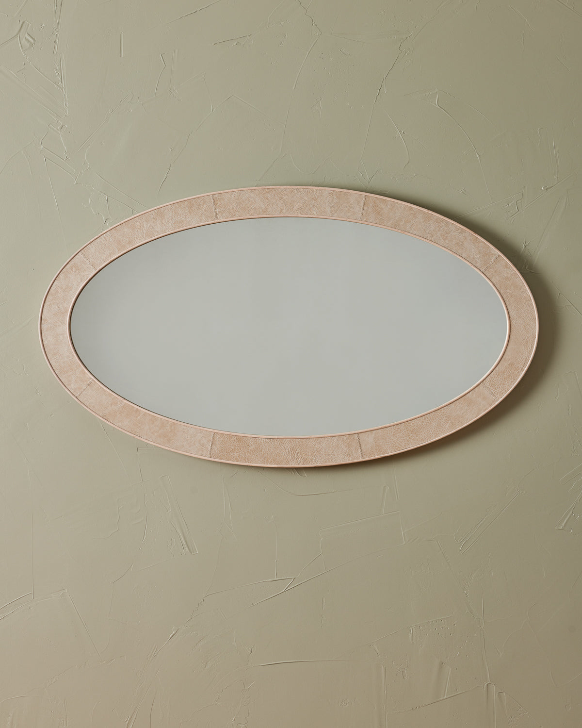#leather-finish_au lait