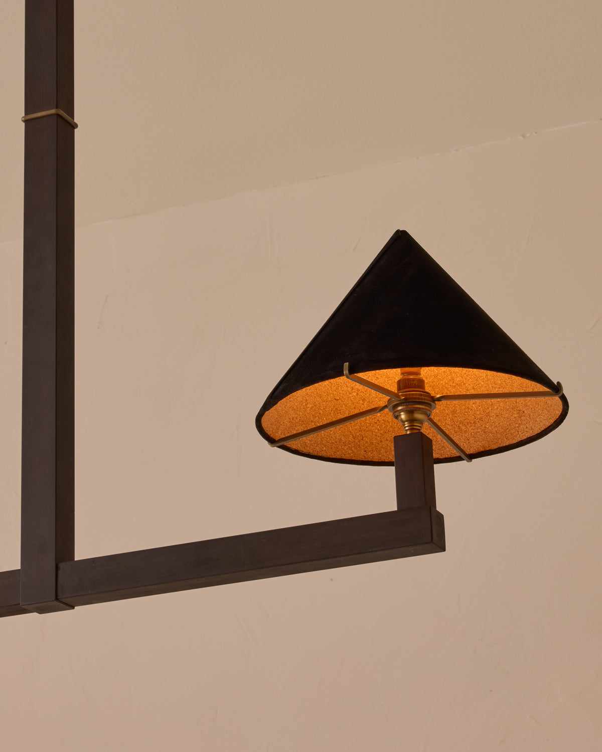 #wood-finish_dark wash maple #shade-finish_anthracite suede