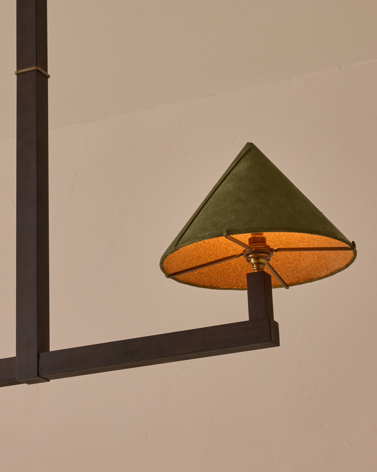 #wood-finish_dark wash maple #shade-finish_loden suede
