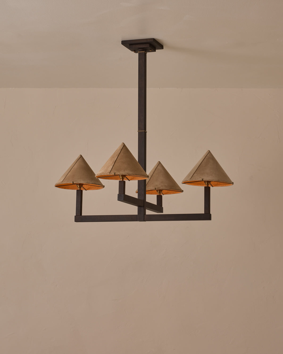 #wood-finish_dark wash maple #shade-finish_beige suede