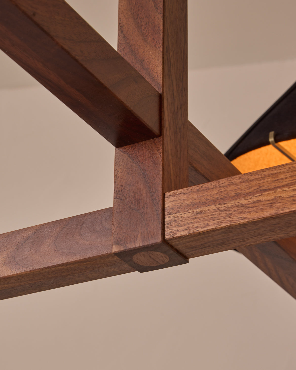 #wood-finish_black walnut #shade-finish_anthracite suede