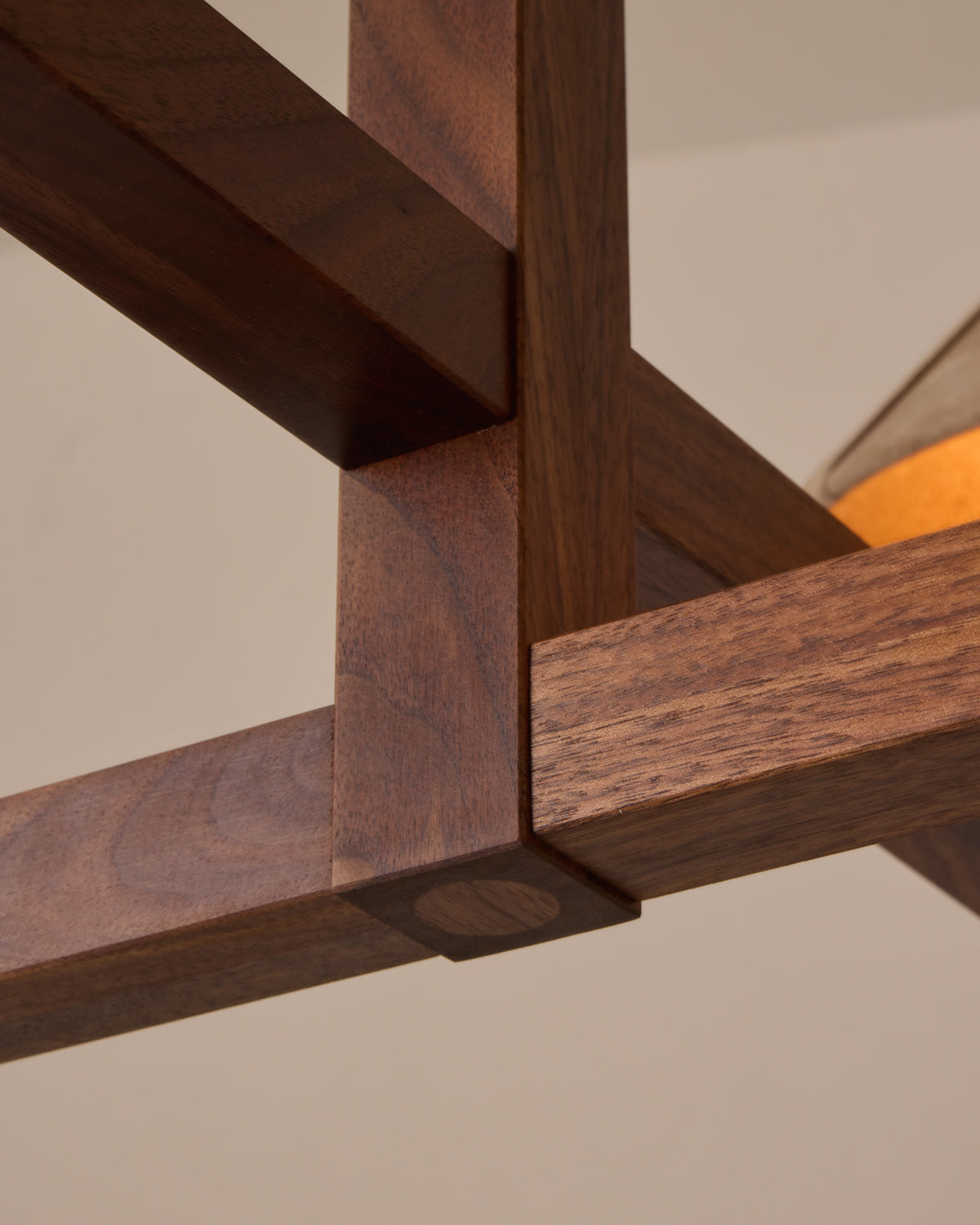 #wood-finish_black walnut #shade-finish_beige suede