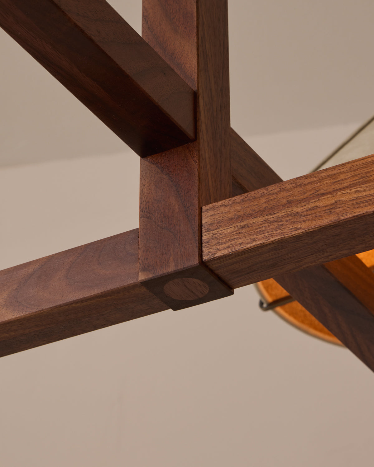 #wood-finish_black walnut #shade-finish_stone suede