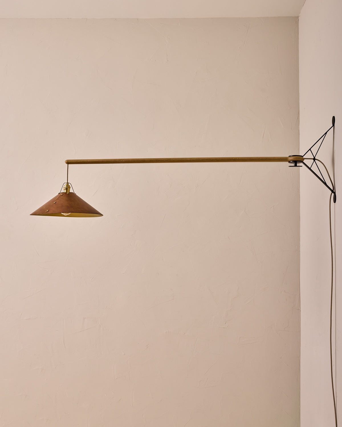 #leather-shade_cognac #size_extra large #wiring_plug-in