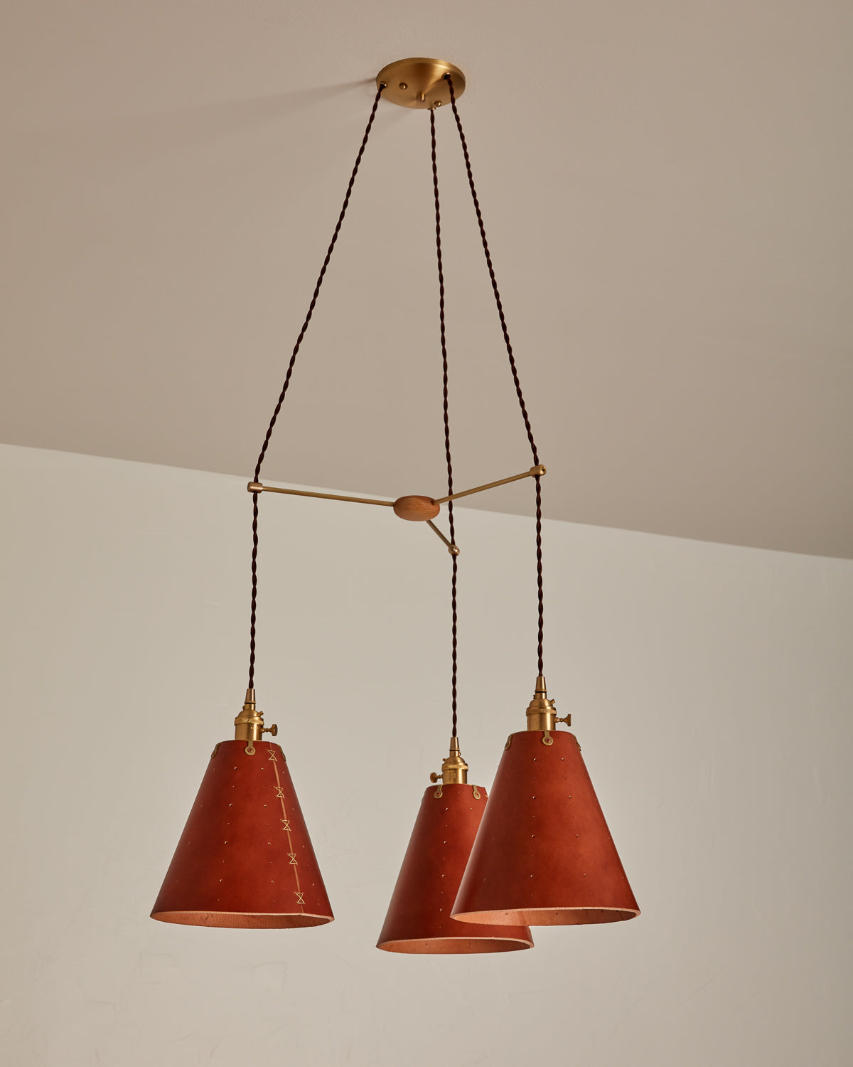 #pendant-finish_tan harness