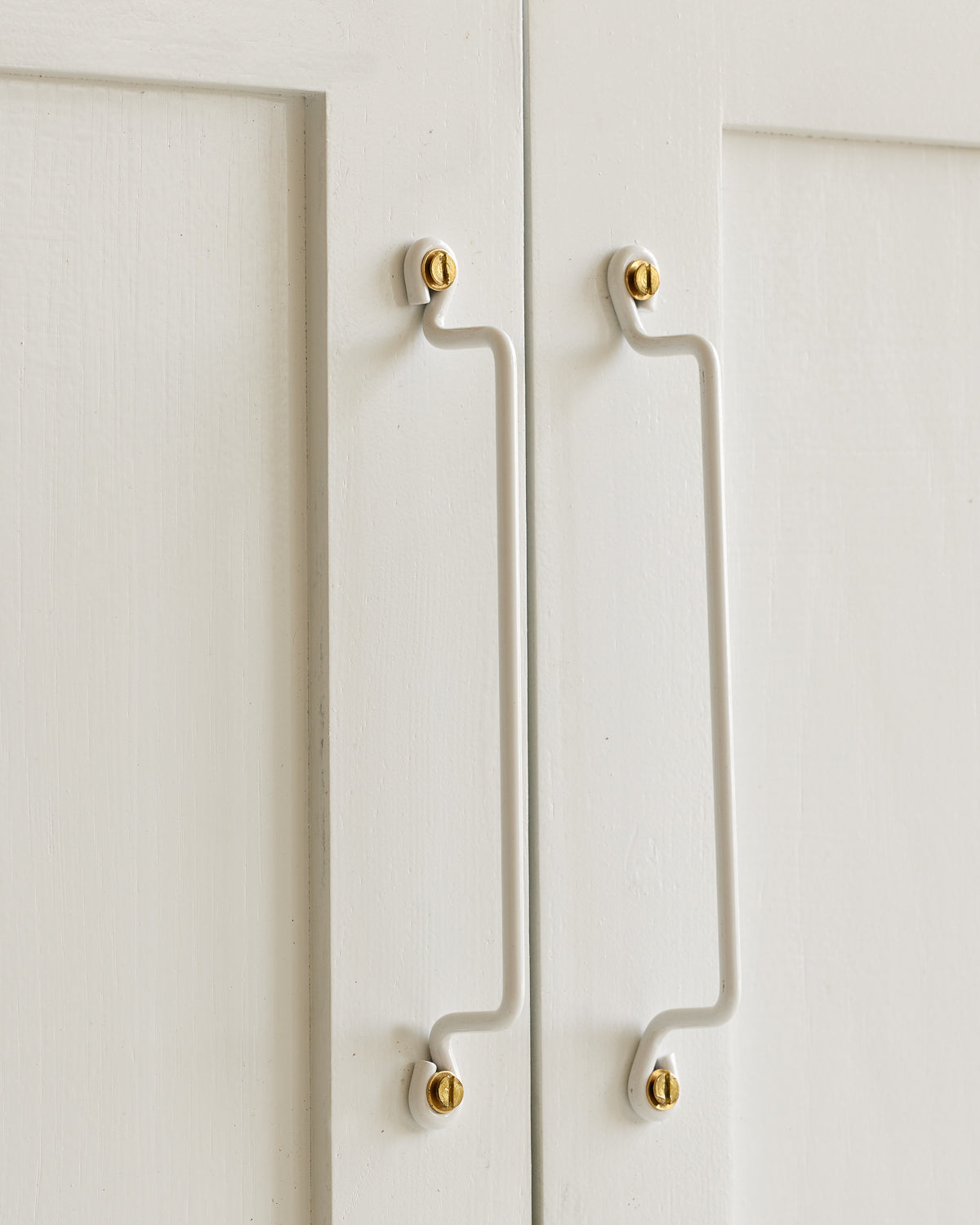 Wendel Wire Pull - White