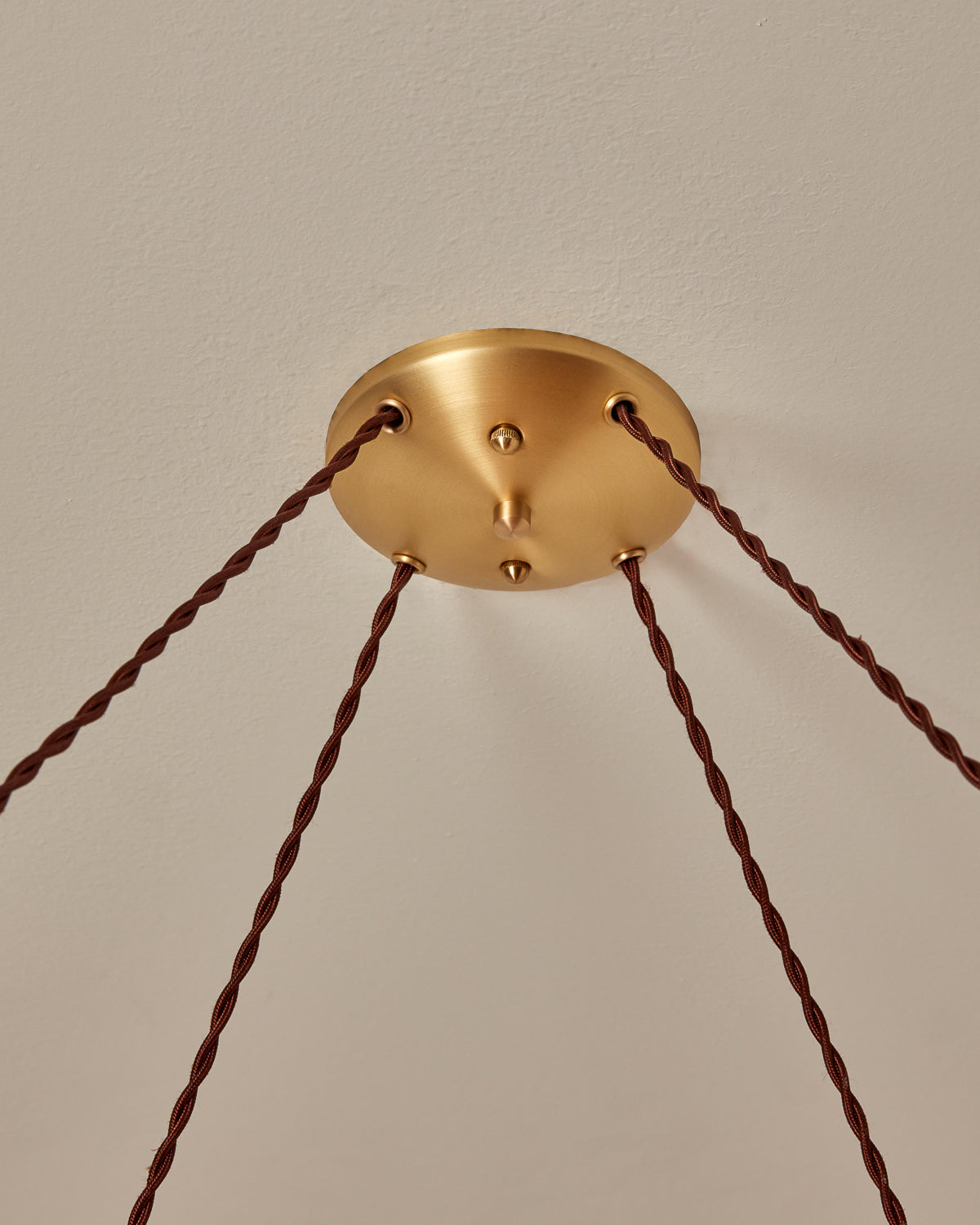 #pendant-finish_black harness