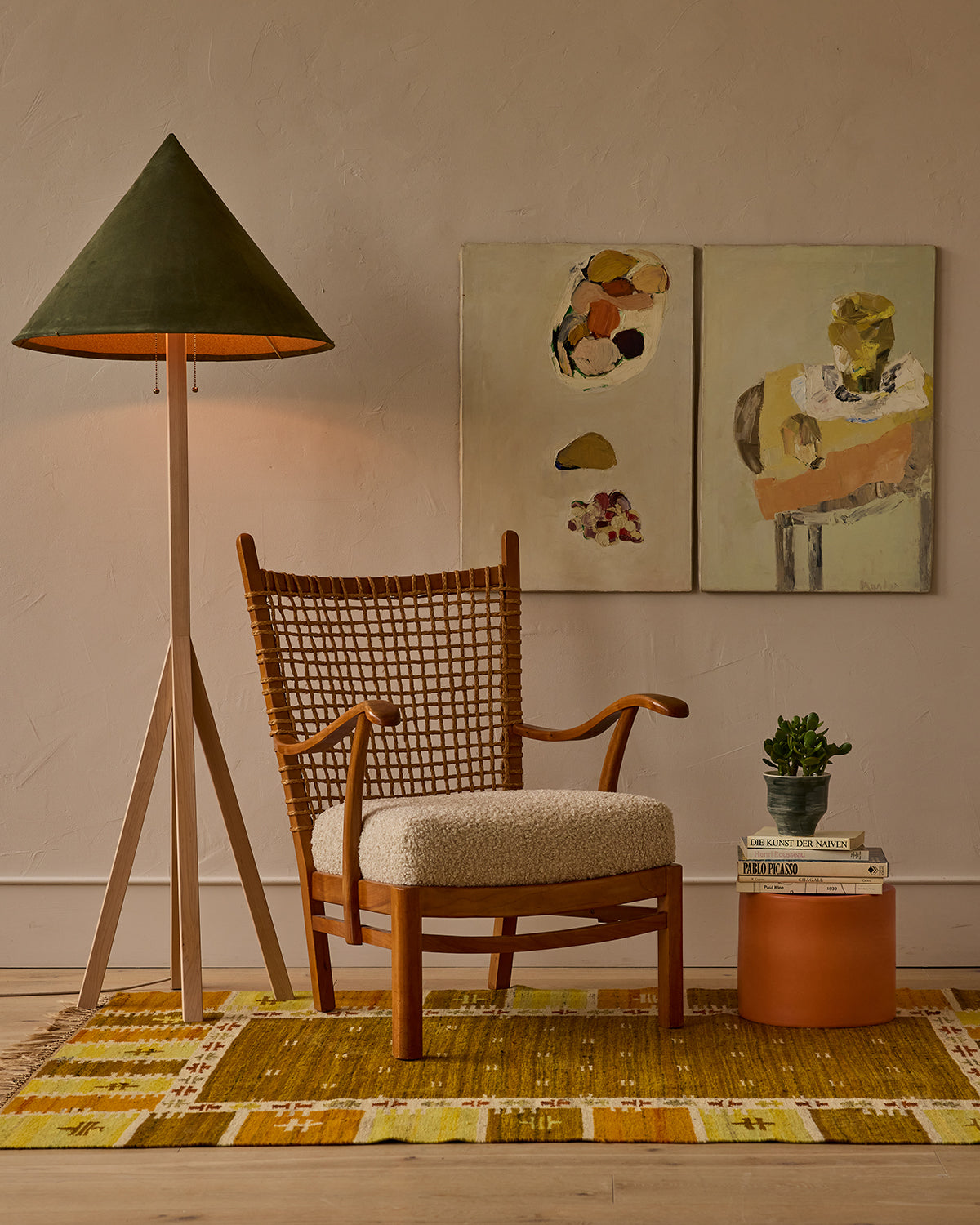 #shade-finish_loden suede
#wood-finish_clear maple