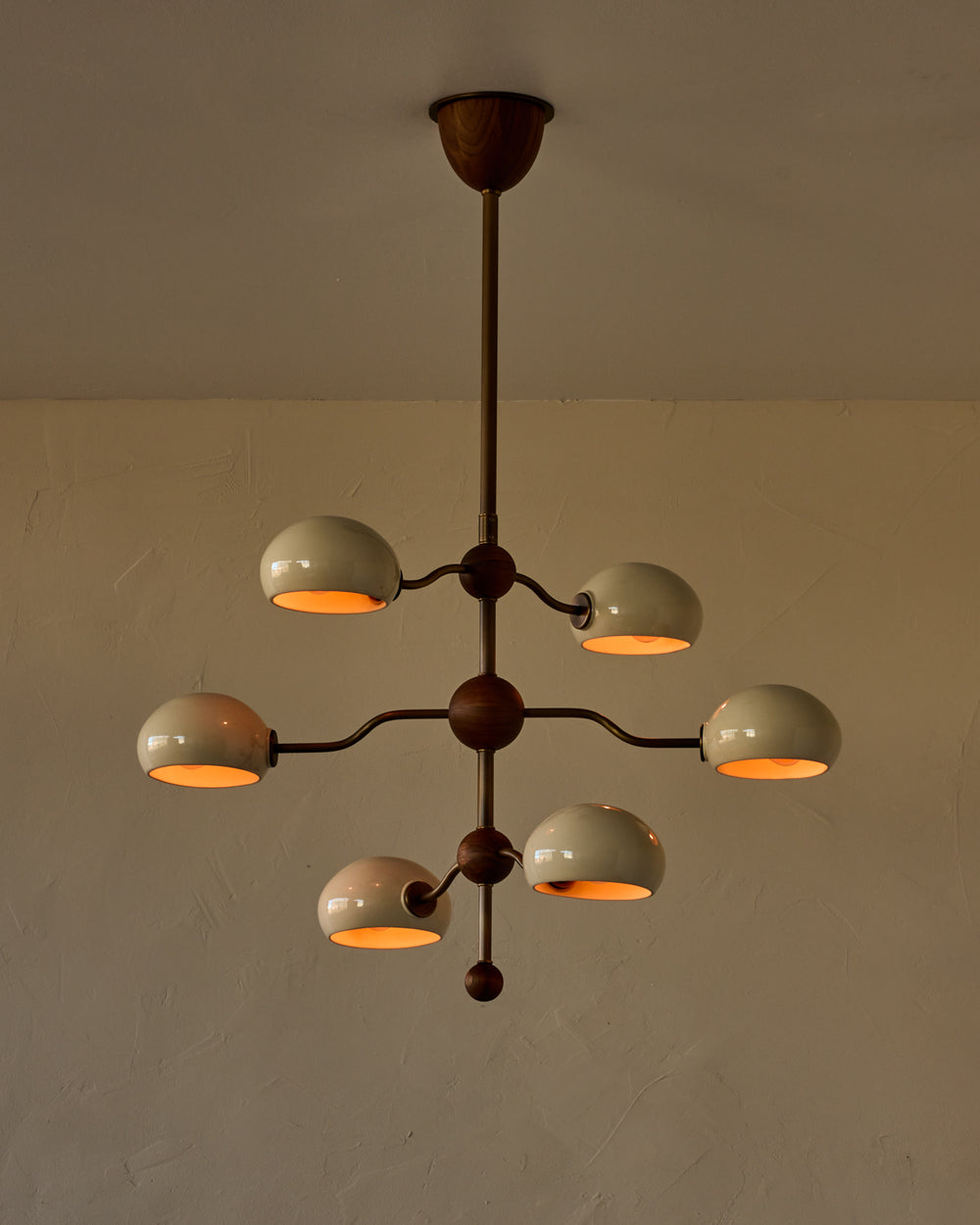 #shade-color_cream  #Metal-+-Wood-Finish_Antique Brass / Black Walnut