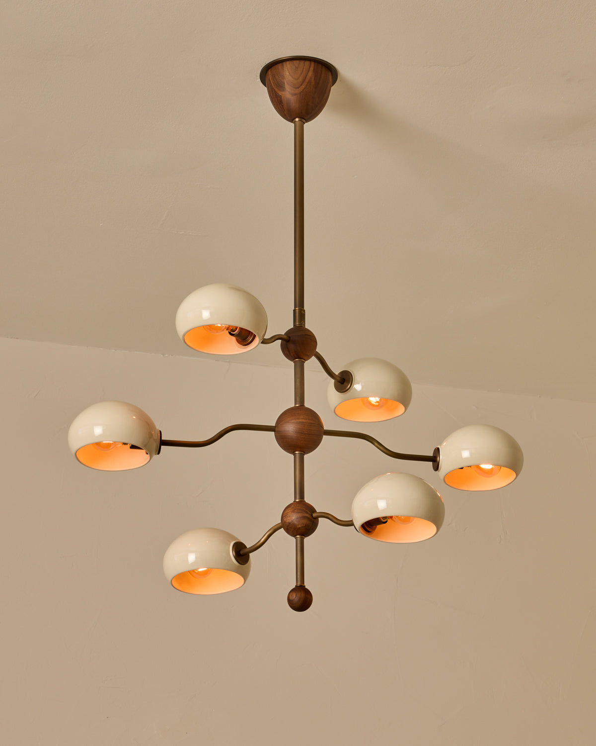 #shade-color_cream  #Metal-+-Wood-Finish_Antique Brass / Black Walnut