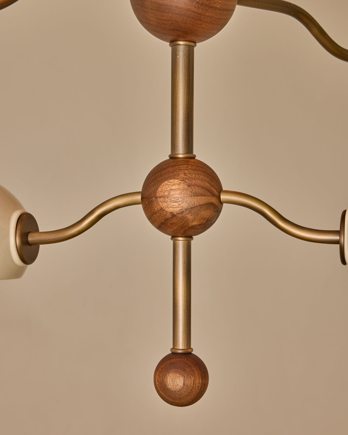 #shade-color_cream  #Metal-+-Wood-Finish_Antique Brass / Black Walnut
