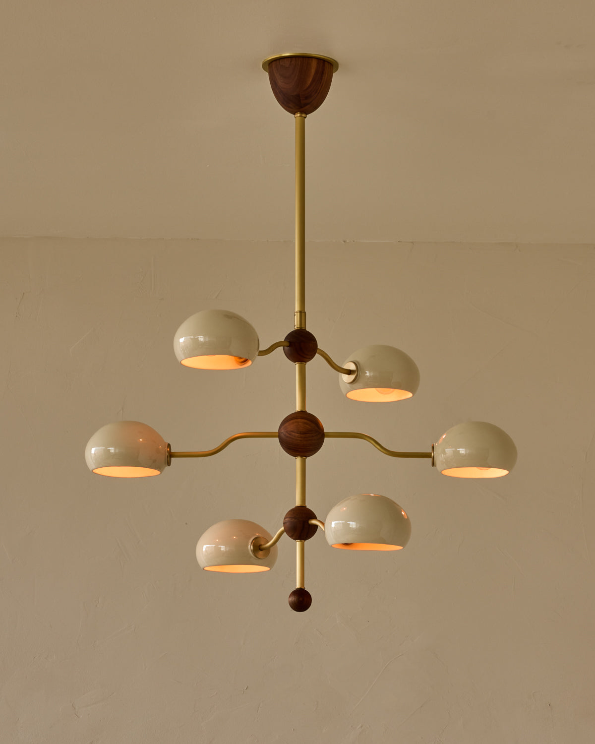 #shade-color_cream  #Metal-+-Wood-Finish_Satin Brass / Black Walnut