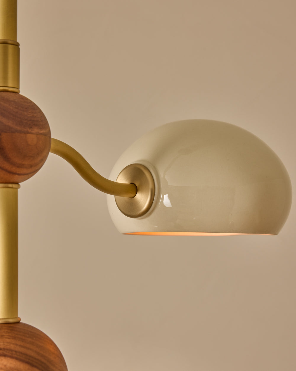 #shade-color_cream  #Metal-+-Wood-Finish_Satin Brass / Black Walnut