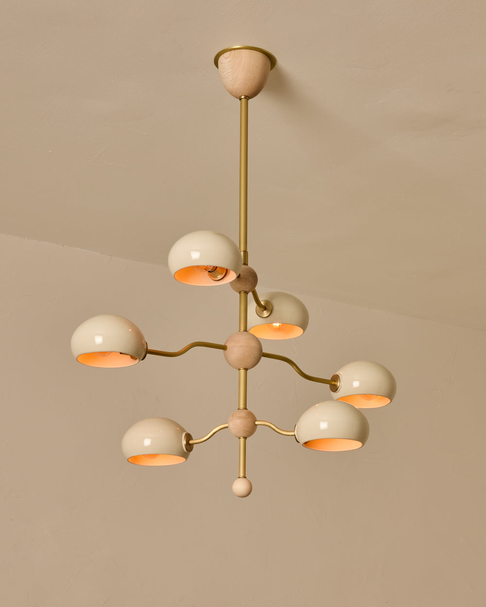 #shade-color_cream #Metal-+-Wood-Finish_Satin Brass / Clear Maple
