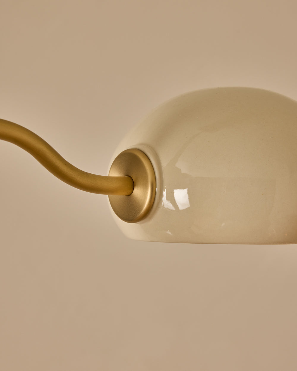 #shade-color_cream  #Metal-+-Wood-Finish_Satin Brass / Clear Maple