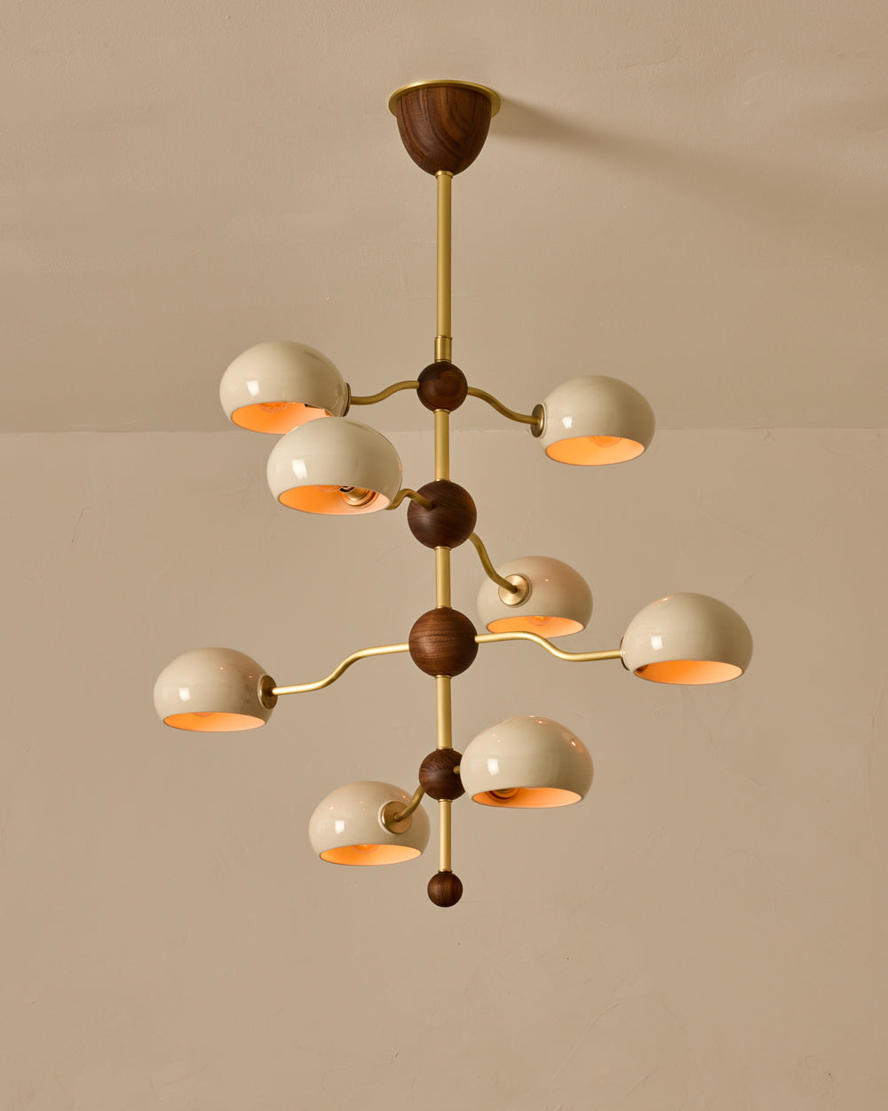 #shade-color_cream #Metal-+-Wood-Finish_Satin Brass / Black Walnut