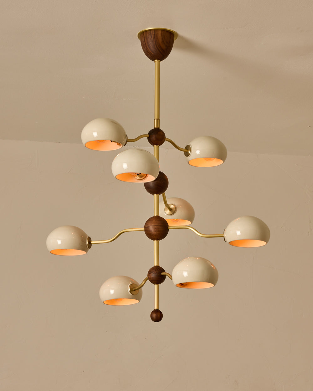 #shade-color_cream #Metal-+-Wood-Finish_Satin Brass / Black Walnut