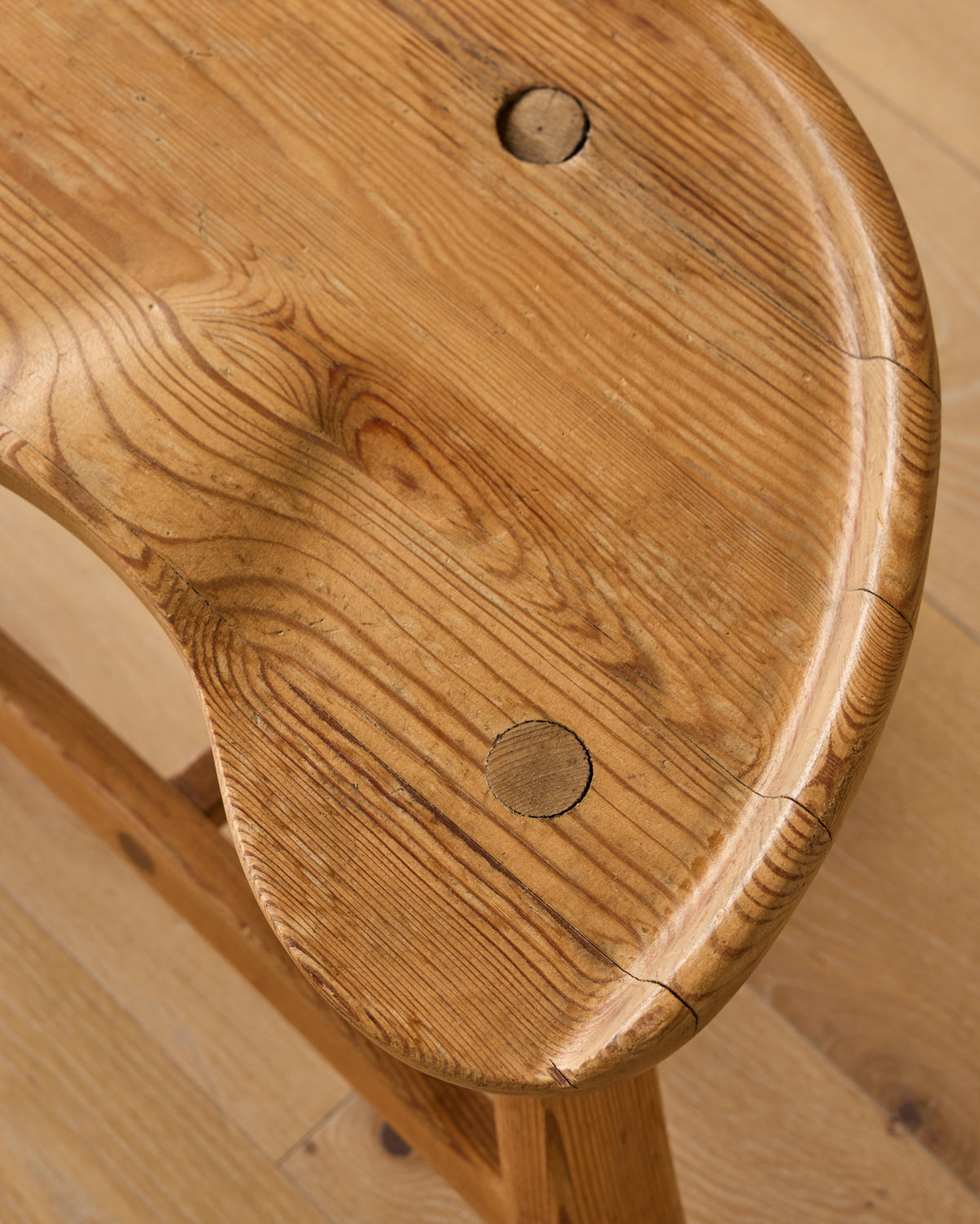 1960s "Fjøskrakk" 522 Pine Stool by Krogenæs Møbler