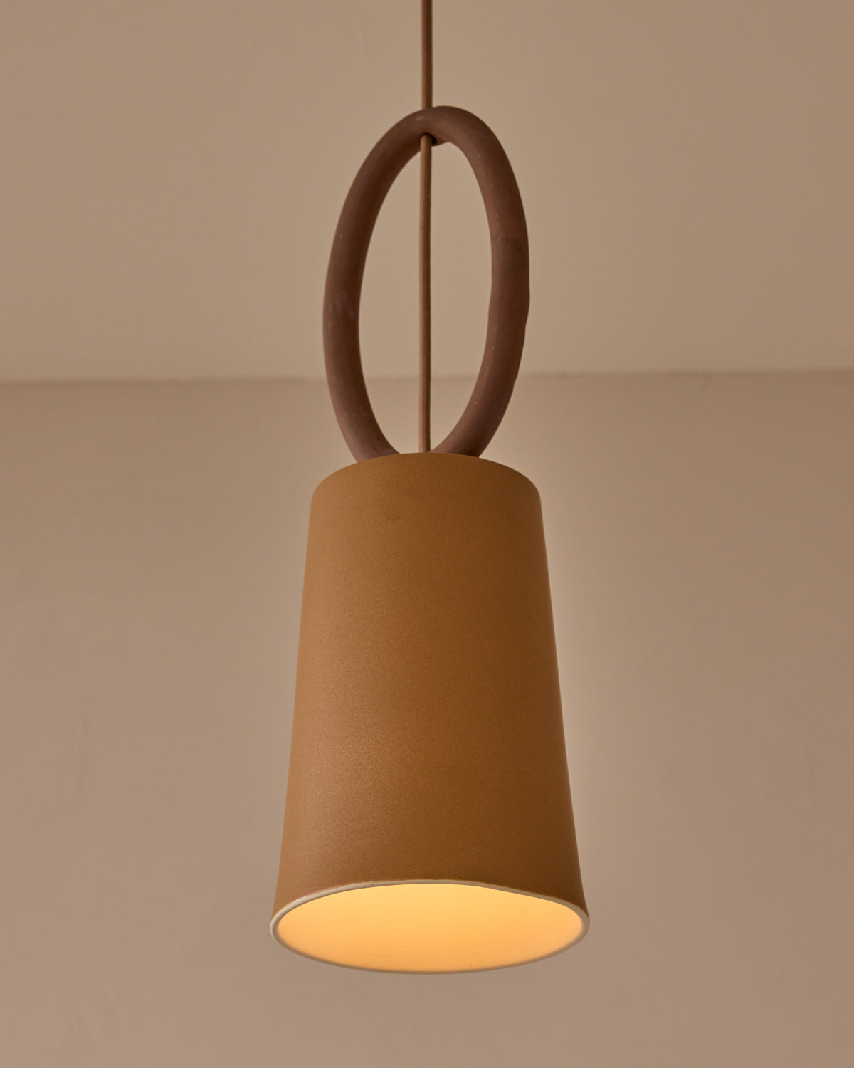 #color_chestnut ceramic