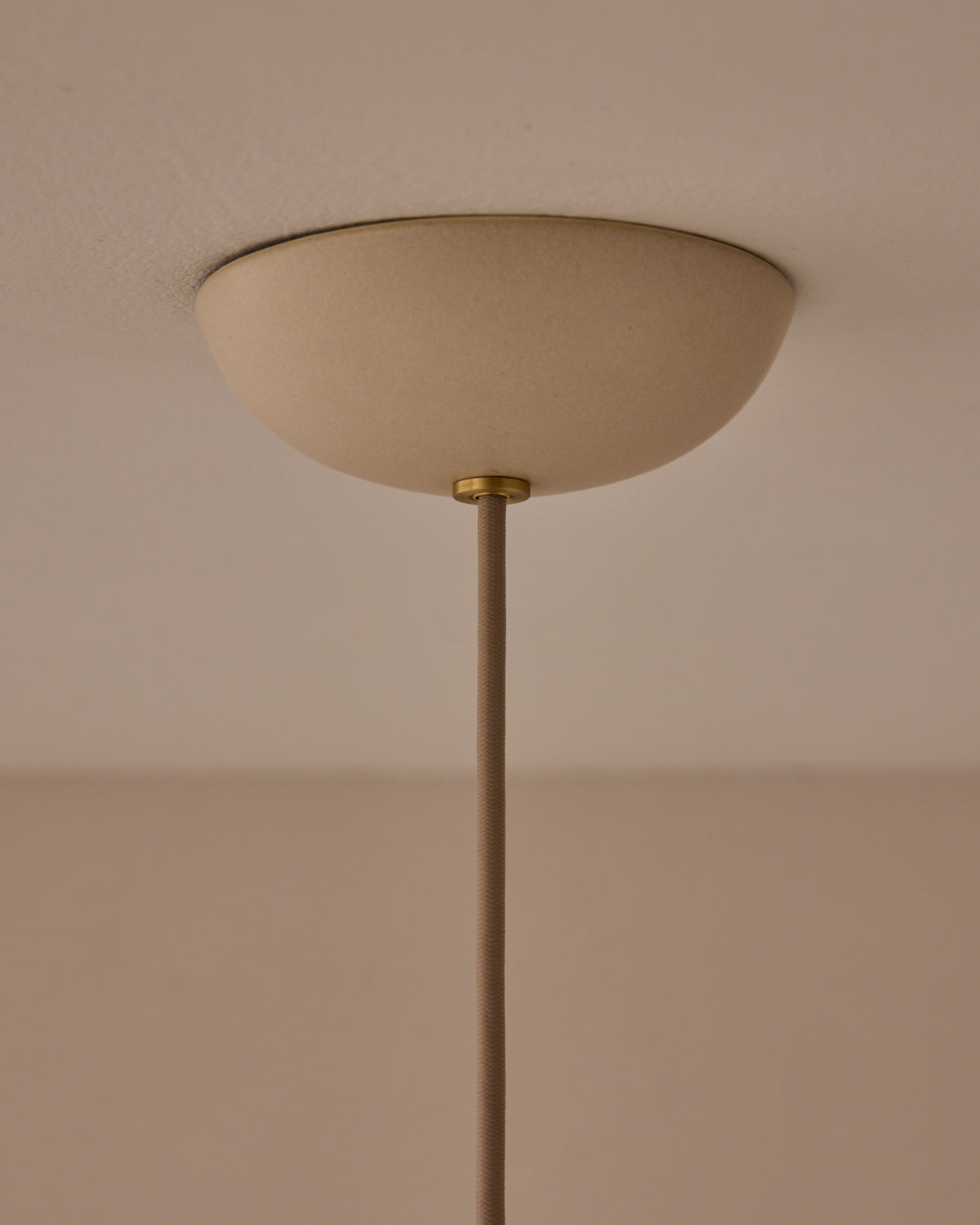 Mira Ceramic Pendant