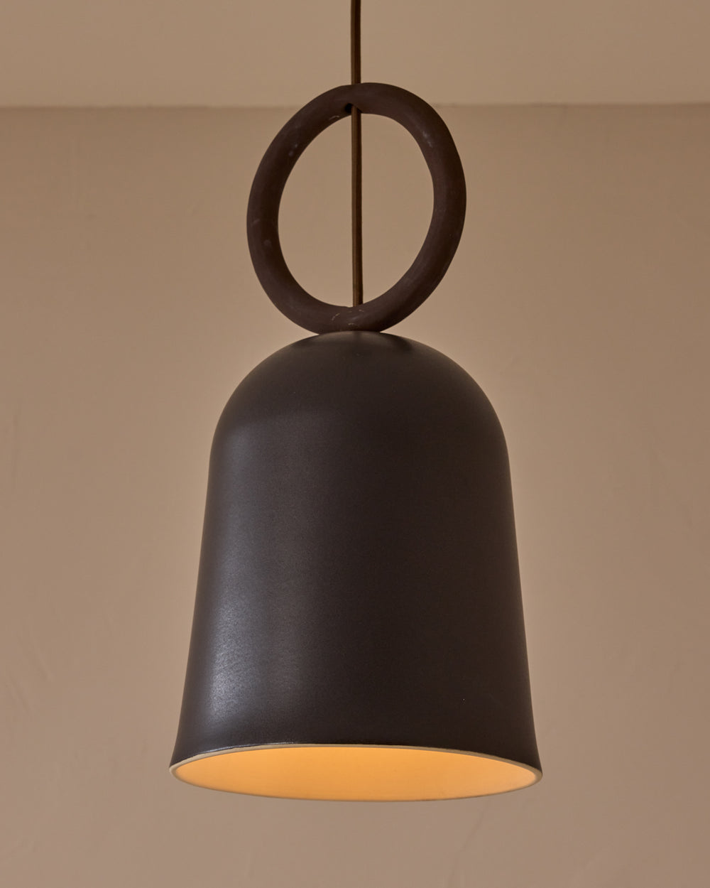 #color_ebony ceramic