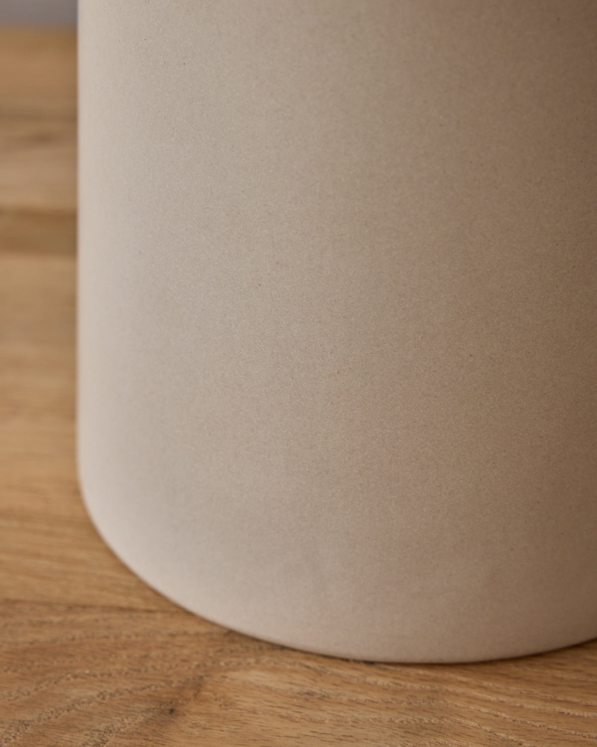 Willa Ceramic Table Lamp