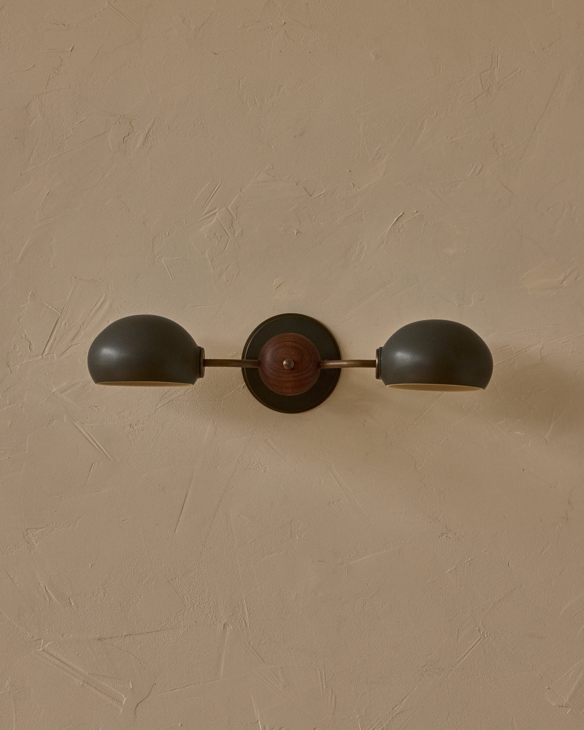 #ceramic-finish_almost black #metal-finish_antique brass #wood-finish_black walnut
