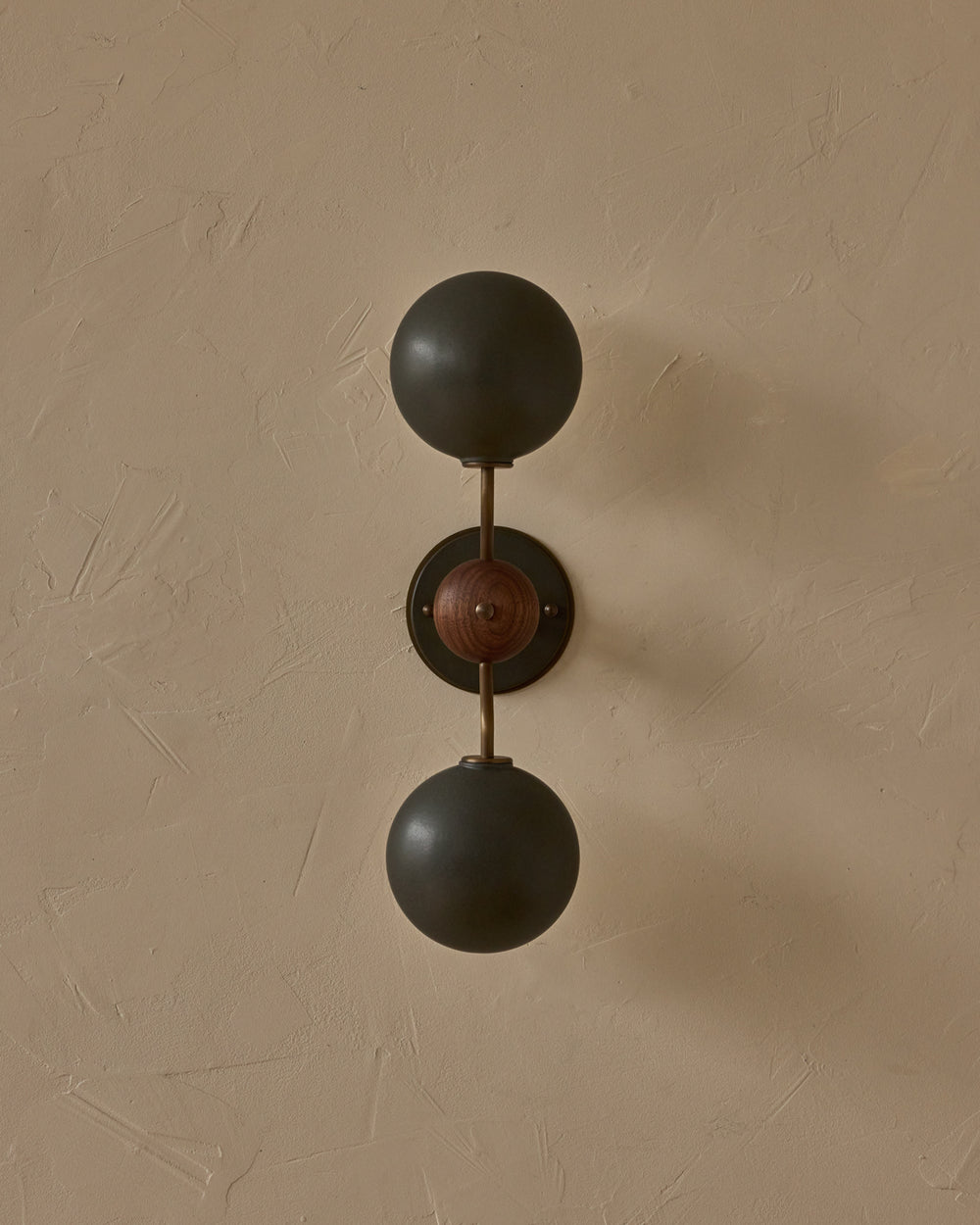 #ceramic-finish_almost black #metal-finish_antique brass #wood-finish_black walnut