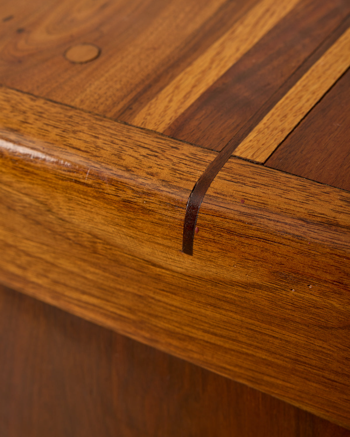 #style_Cabinet with Drawers