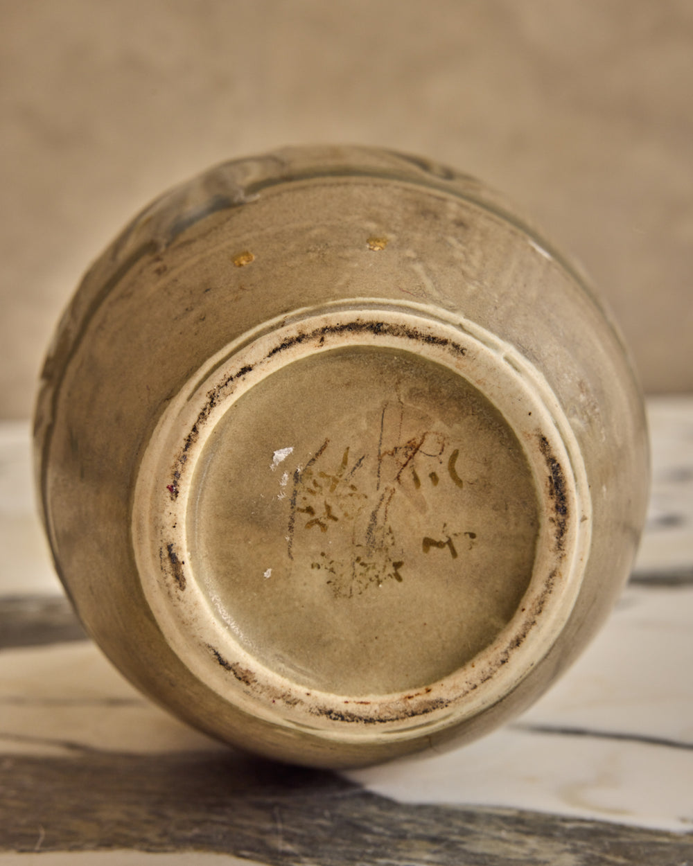 Motif Glaze Vase