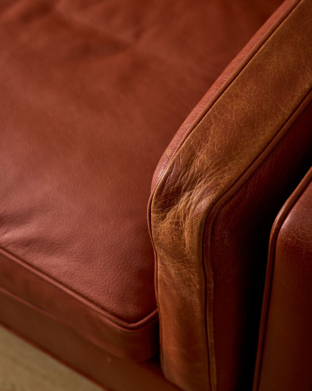 Red 2-Seater Leather Sofa