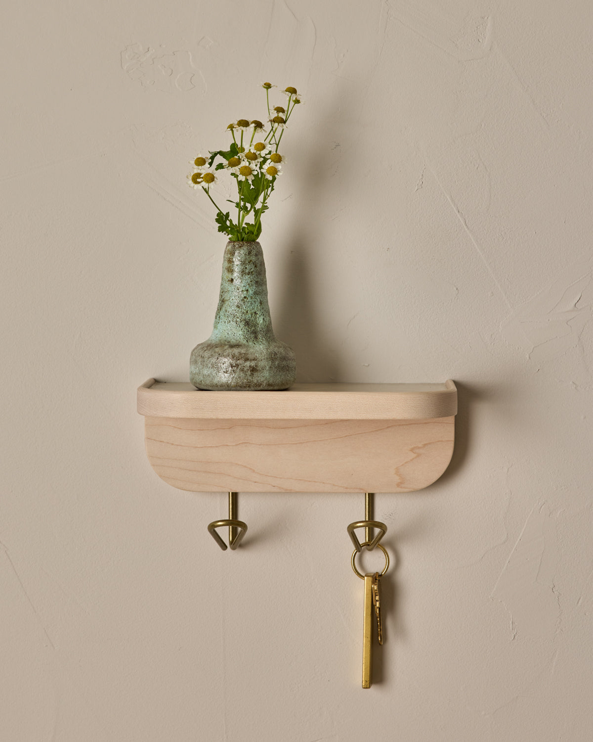 Bennett Wall Rack - Clear Maple