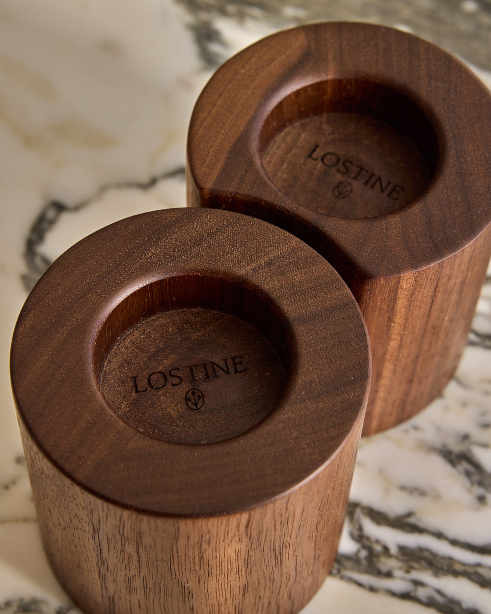 #wood-finish_black walnut