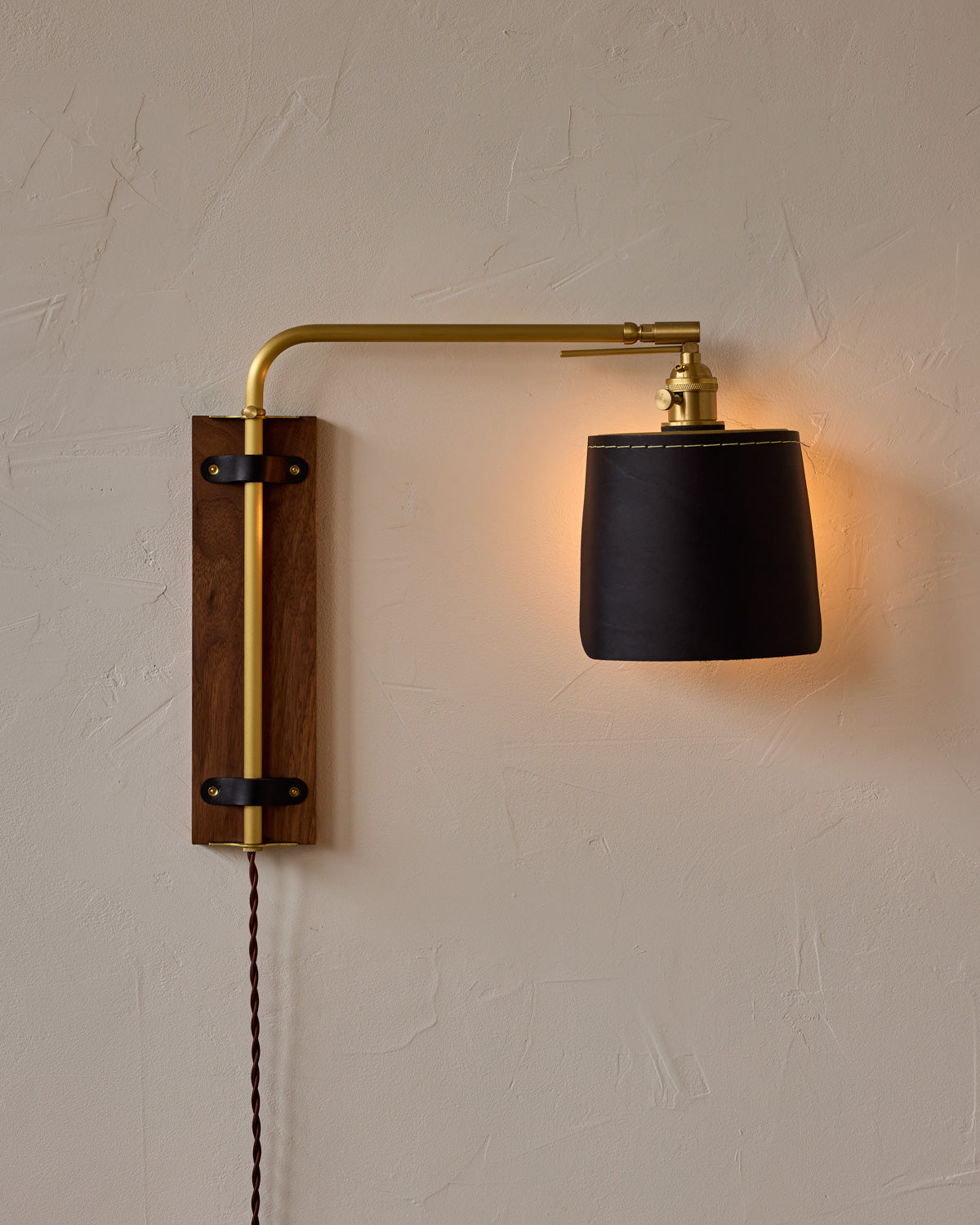 Ava Wall Sconce - Plug-in