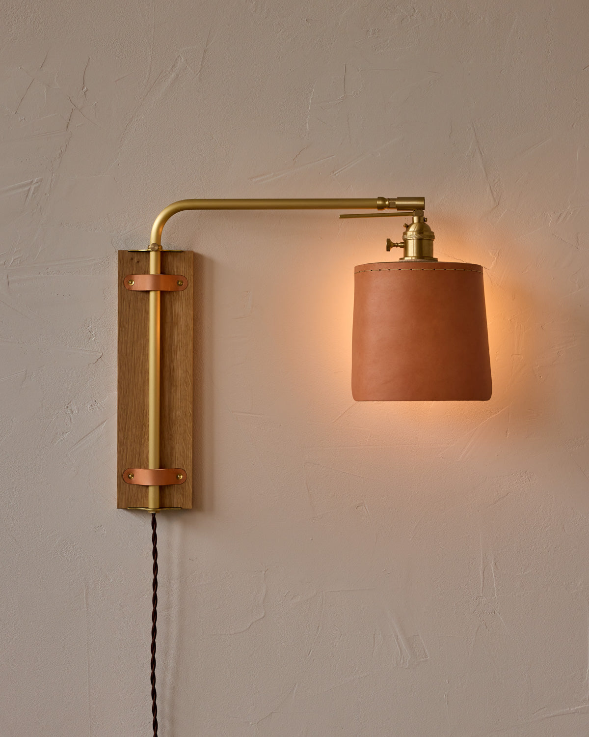 Ava Wall Sconce - Plug-in